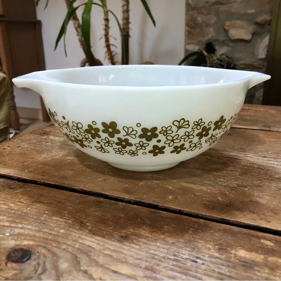 Vintage Pyrex Mixing Bowls - Spring Blossom - Picture 6 of 12